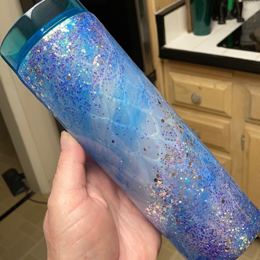 Temp. Color changing glitter tumbler
